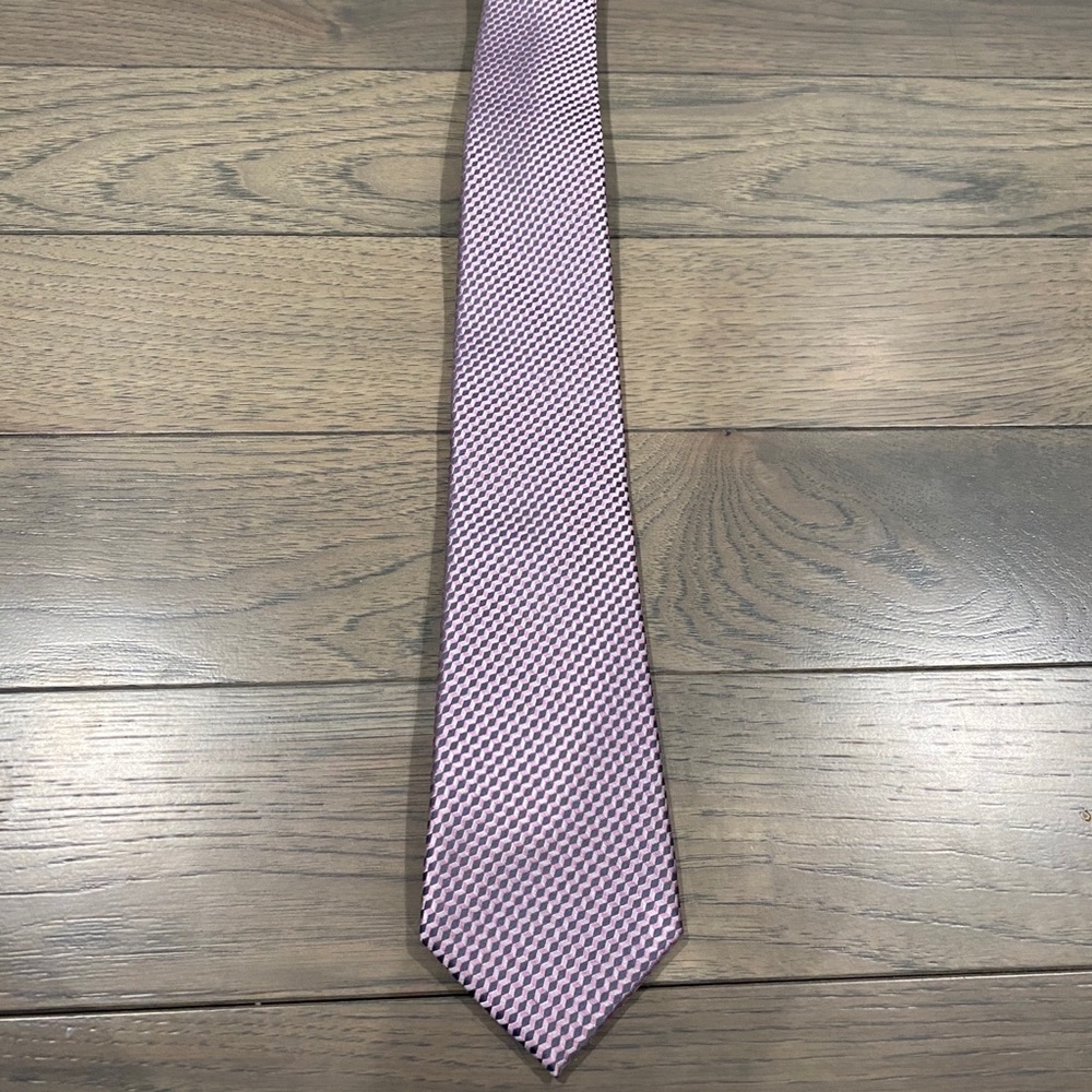 Micheal Kors Tie Necktie 100% Silk Purple
